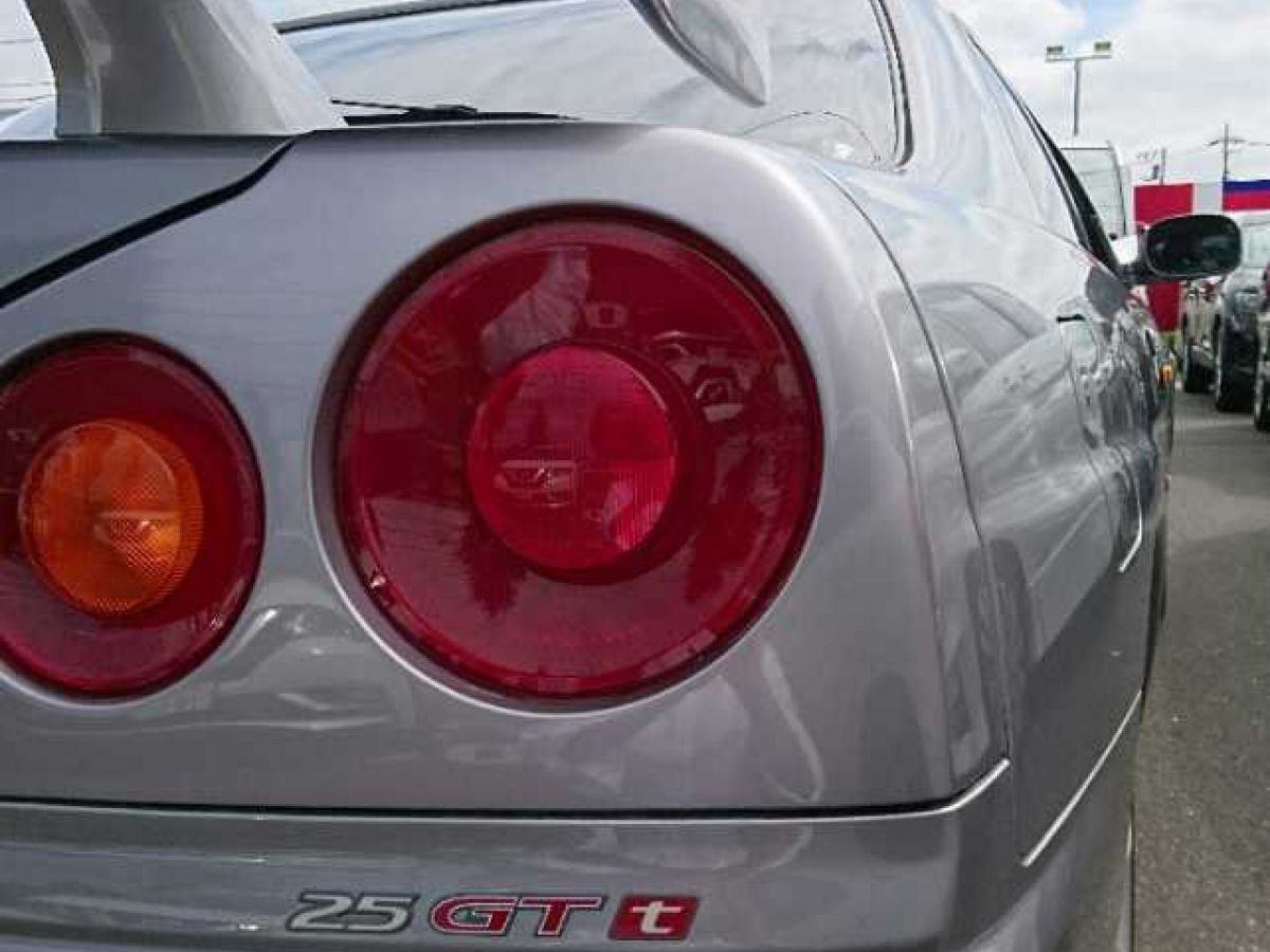 日産 スカイラインクーペ
