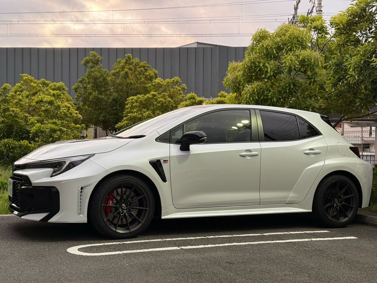 トヨタ GRカローラ