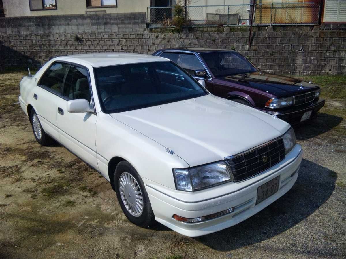 トヨタ クラウン
