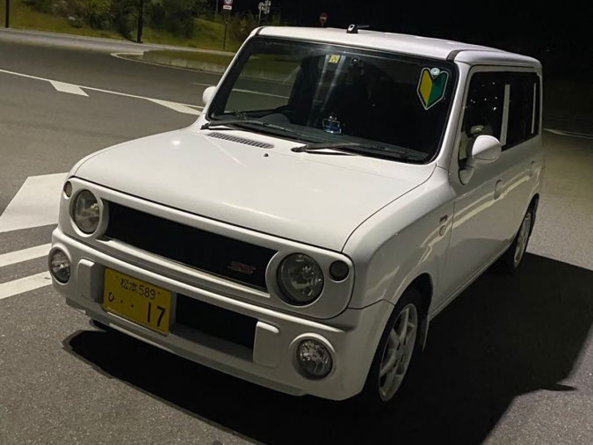 スズキ アルトラパン