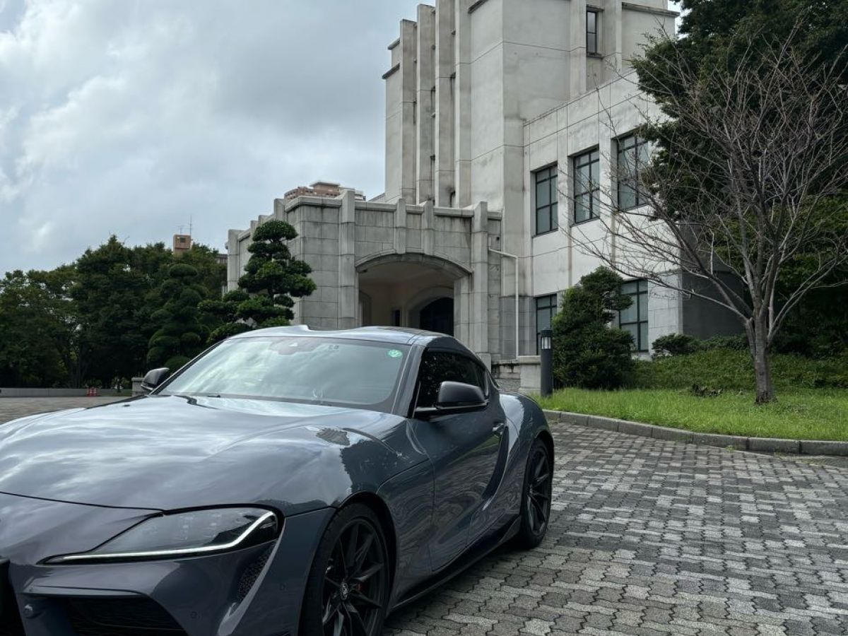 トヨタ スープラ