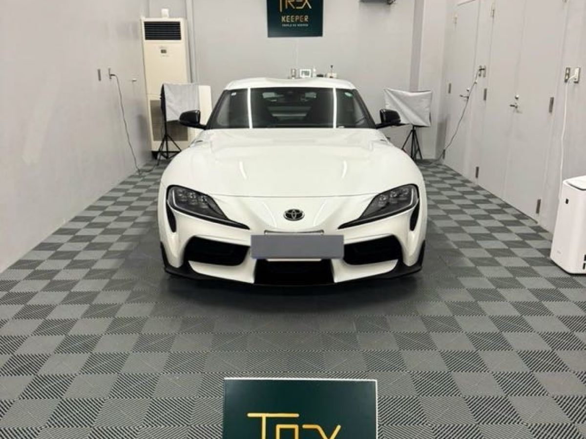 トヨタ スープラ