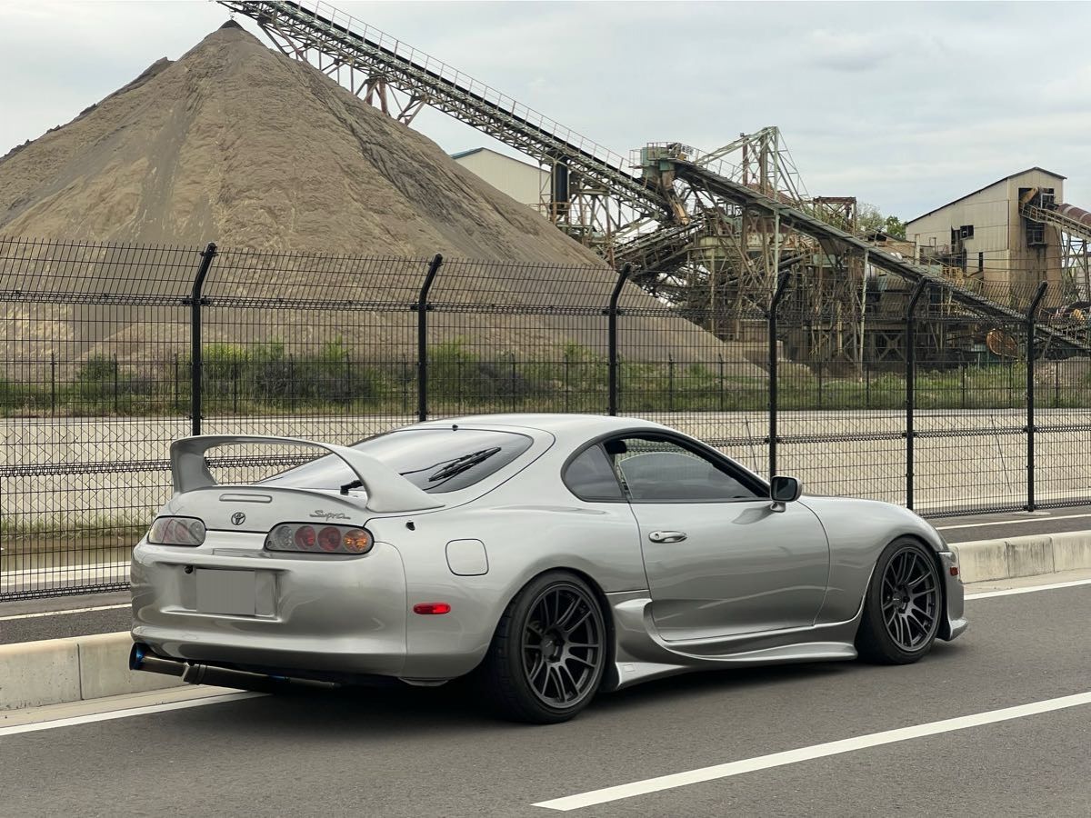 トヨタ スープラ