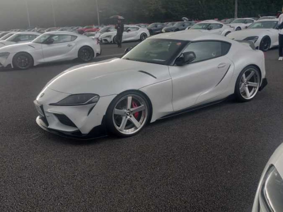 トヨタ スープラ