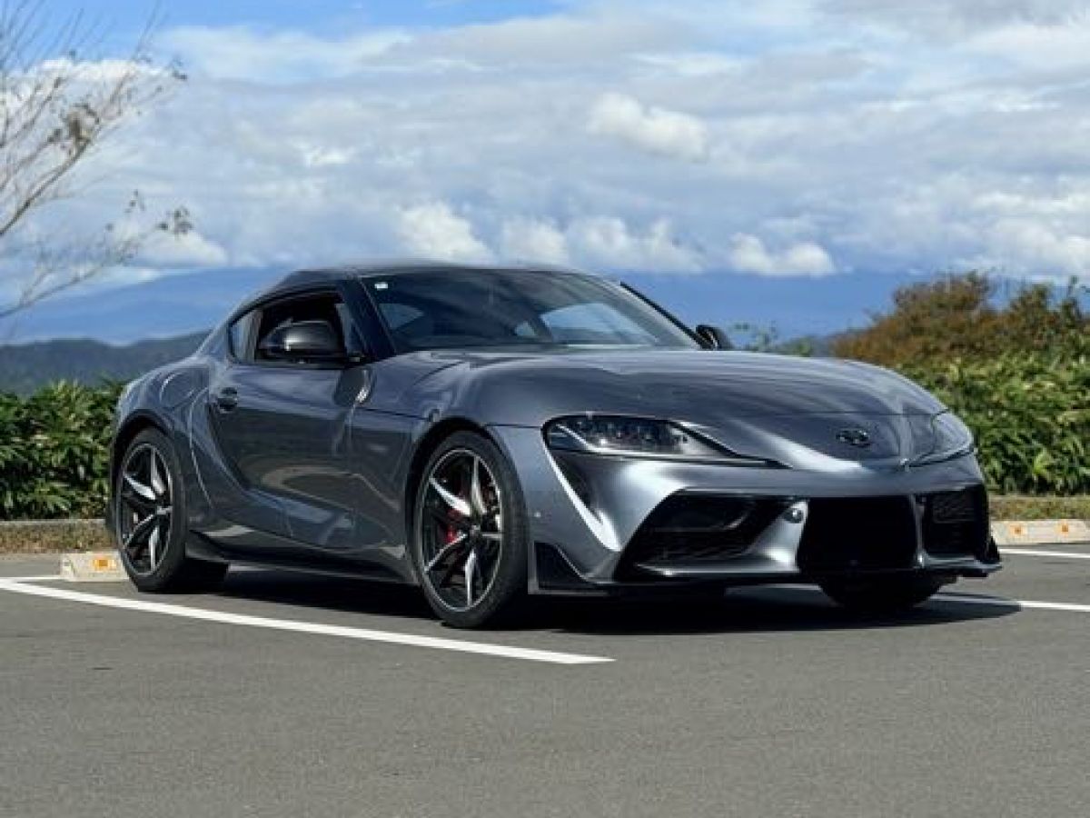 トヨタ スープラ