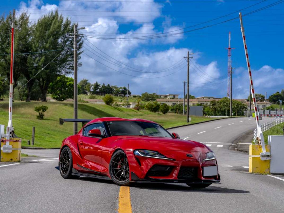 トヨタ スープラ