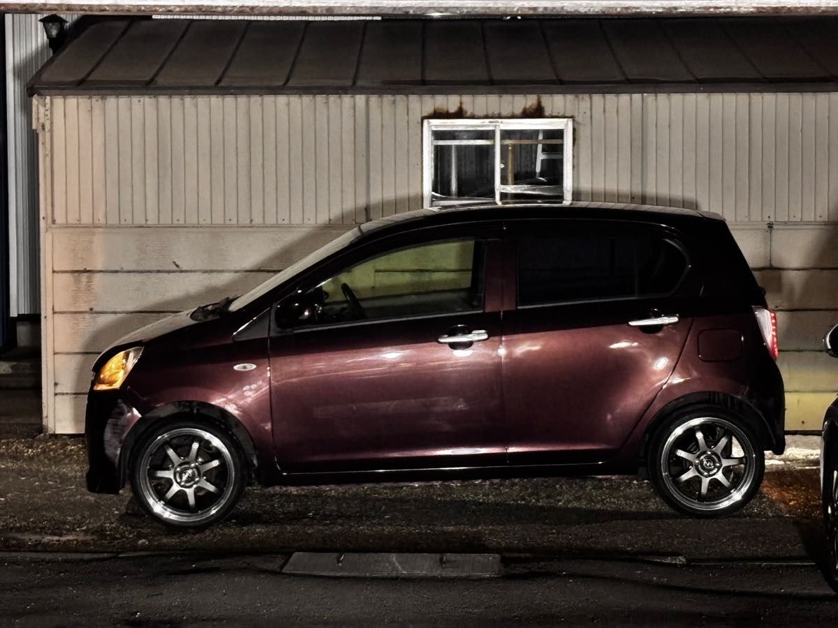 ダイハツ ミライース