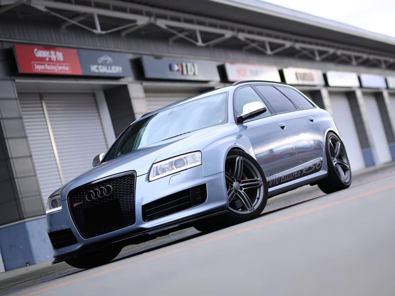 アウディ RS6アバント