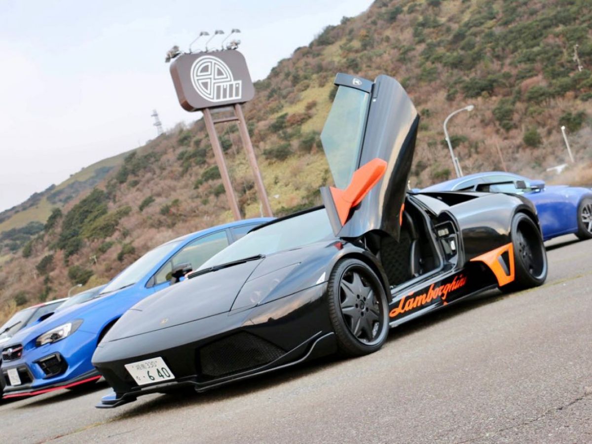 ランボルギーニ ムルシエラゴロードスター | スペックシート via